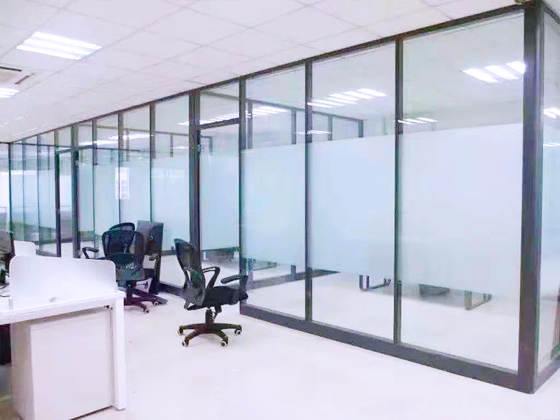 日常生活中玻璃隔斷的重要性！