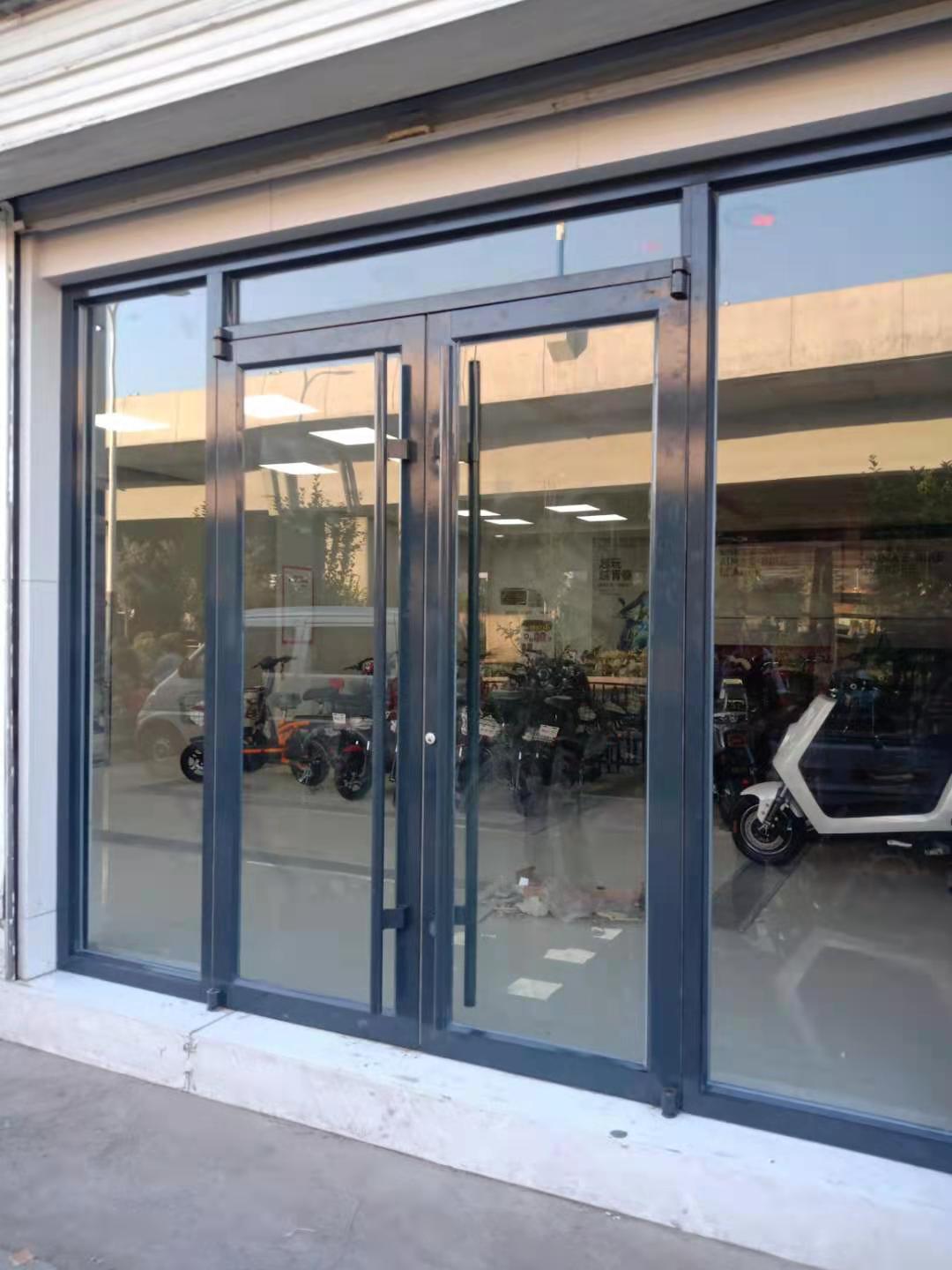 如何選擇肯德基門的閉門器？